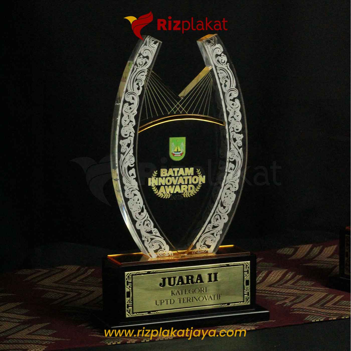 Plakat Akrilik Batam Innovation Award 
